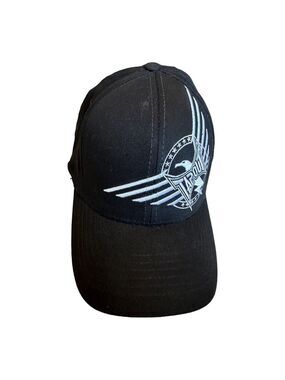 TAPOUT Bud Light Black flex hat
